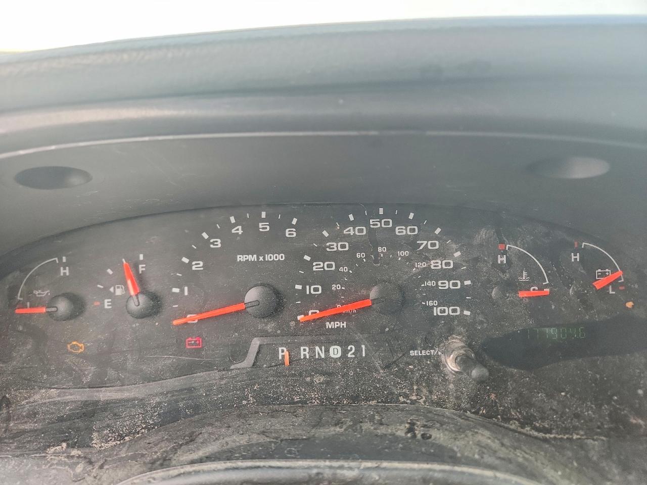 Ford Econoline E350 Super Duty Wagon