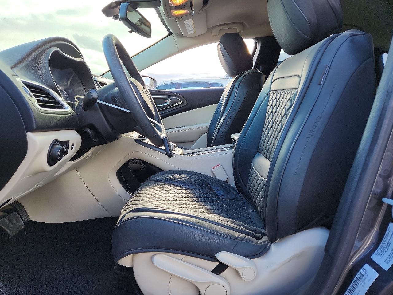 Chrysler 200 Limited