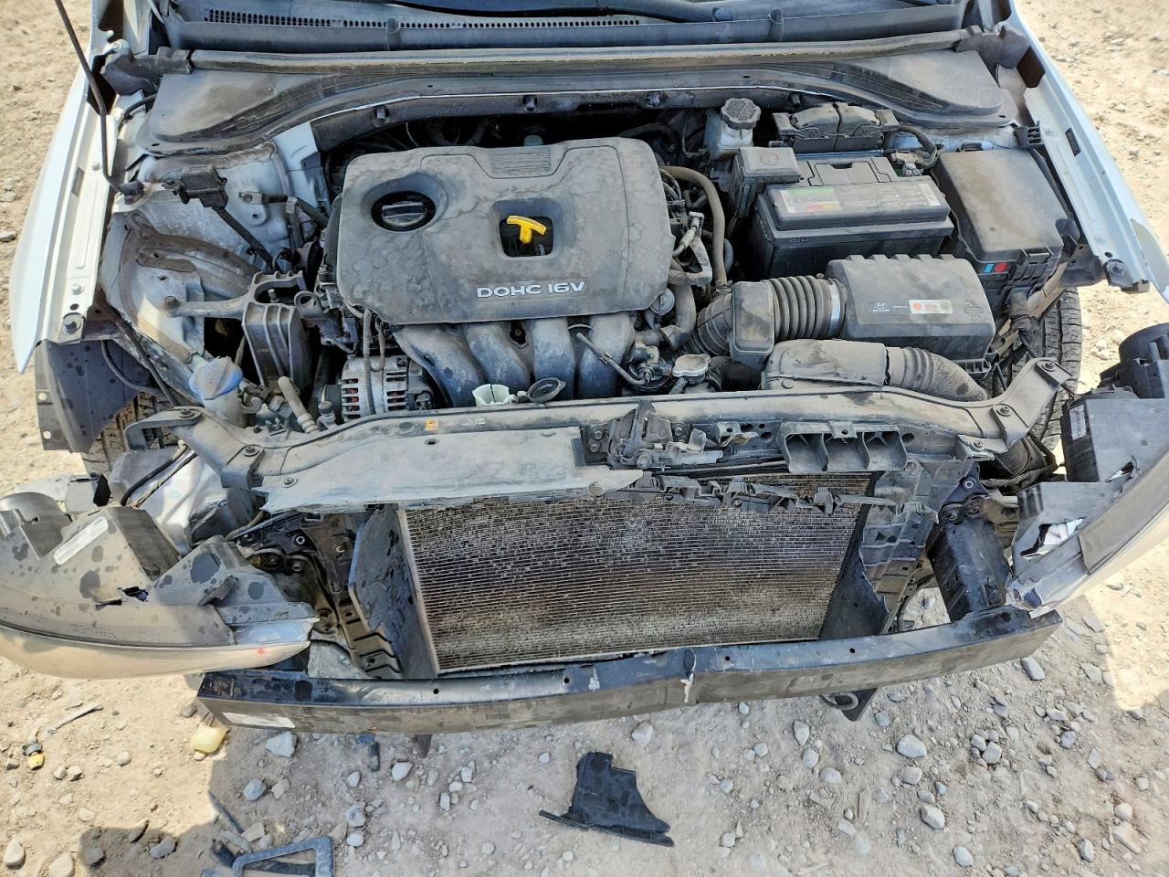 Hyundai ELANTRA Sel