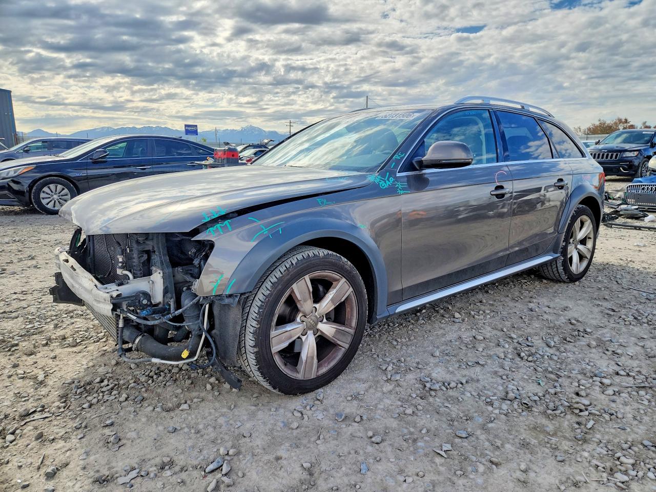 Salvage Audi A4 Image