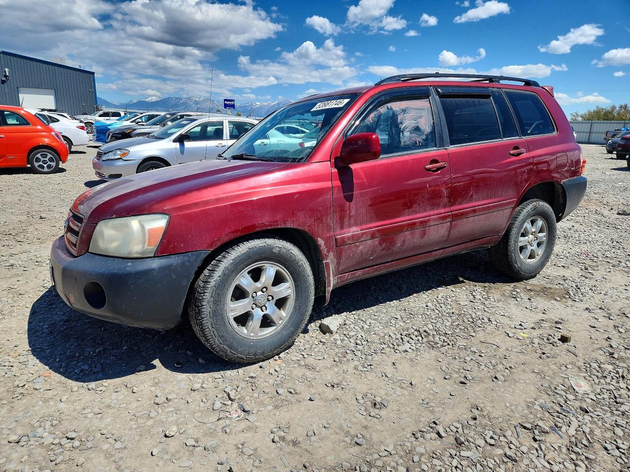 Salvage Toyota Highlander Image
