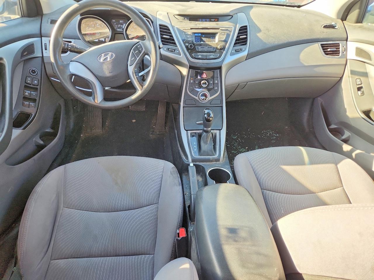 Hyundai ELANTRA Se