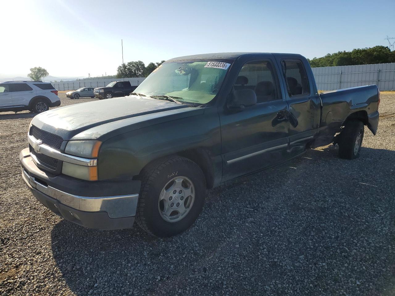Salvage Chevrolet Silverado Image