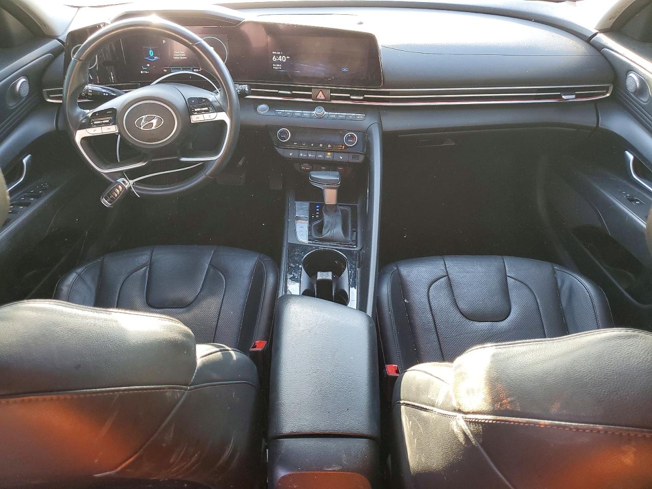 Hyundai ELANTRA Limited