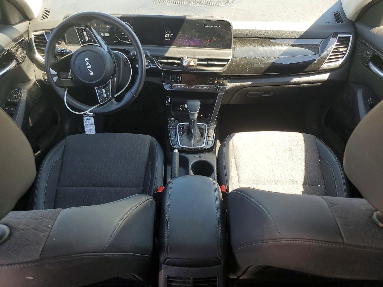 Kia Seltos S
