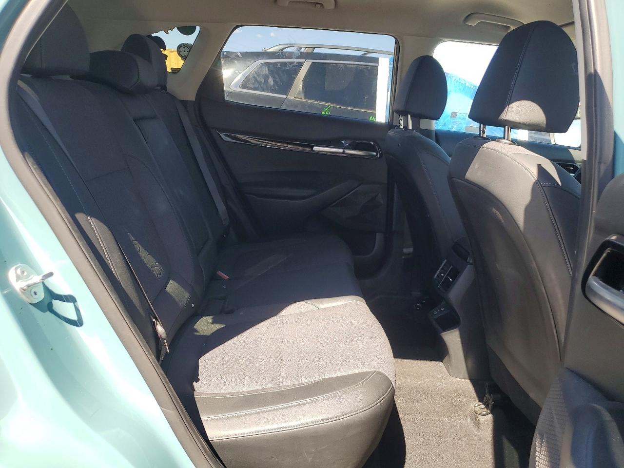 Kia Seltos S