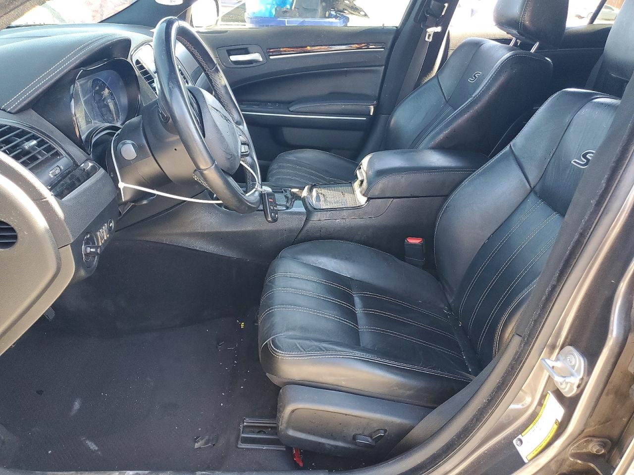 Chrysler 300 S