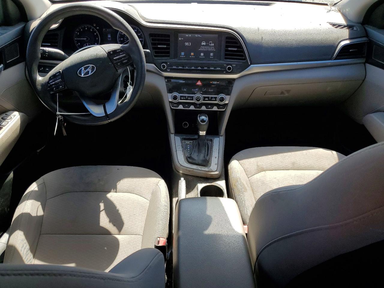 Hyundai ELANTRA Sel