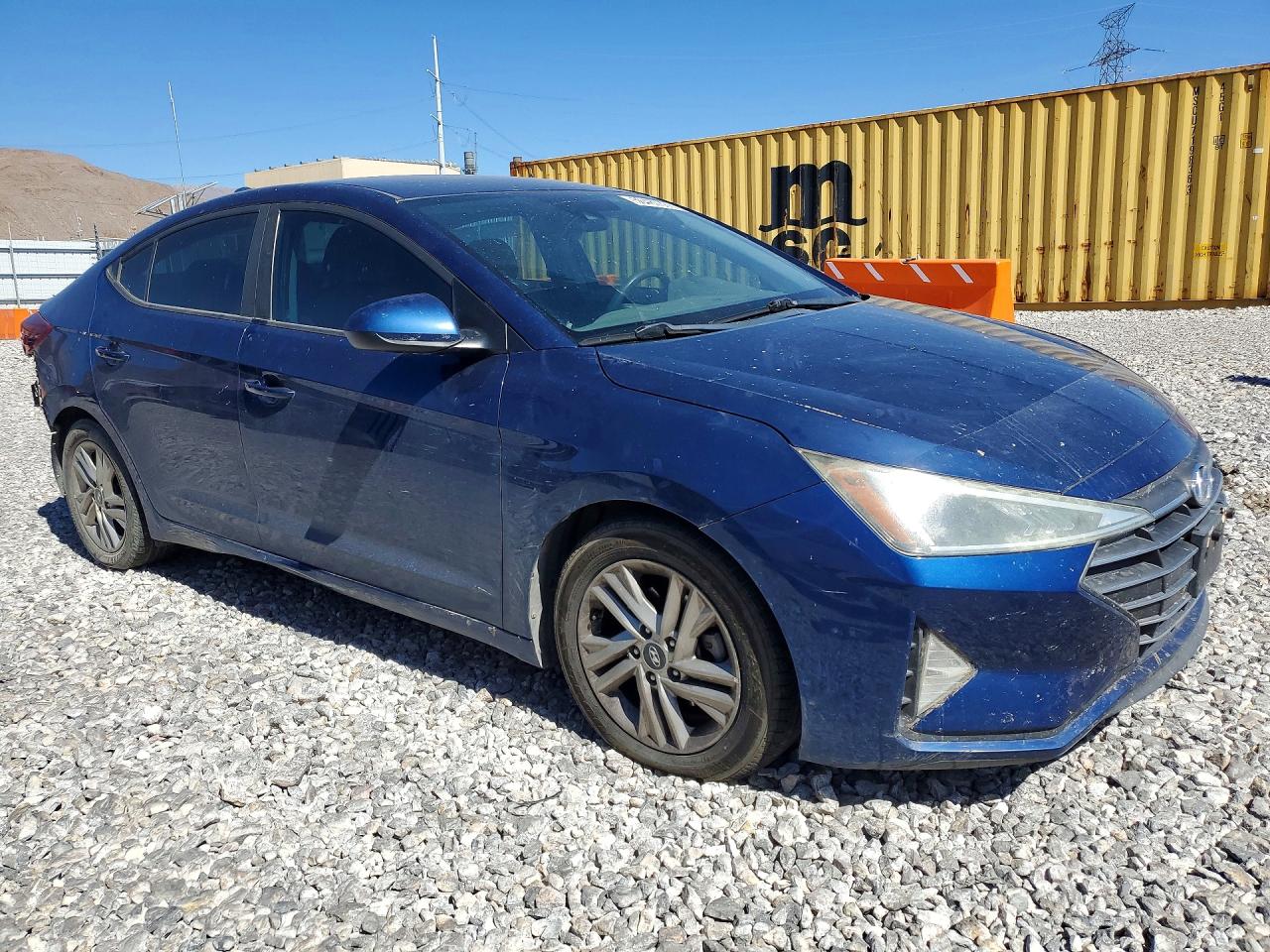Hyundai ELANTRA Sel