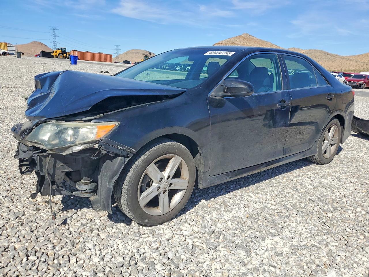 Salvage Toyota Camry Image