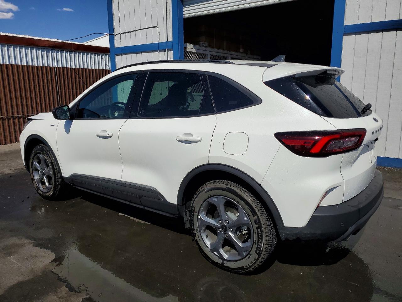 Ford Escape St Line