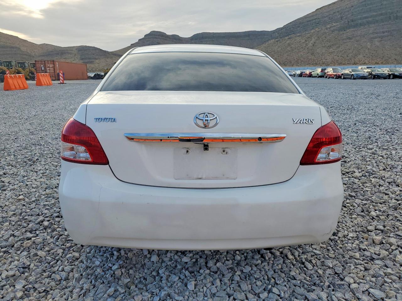 Toyota Yaris Base