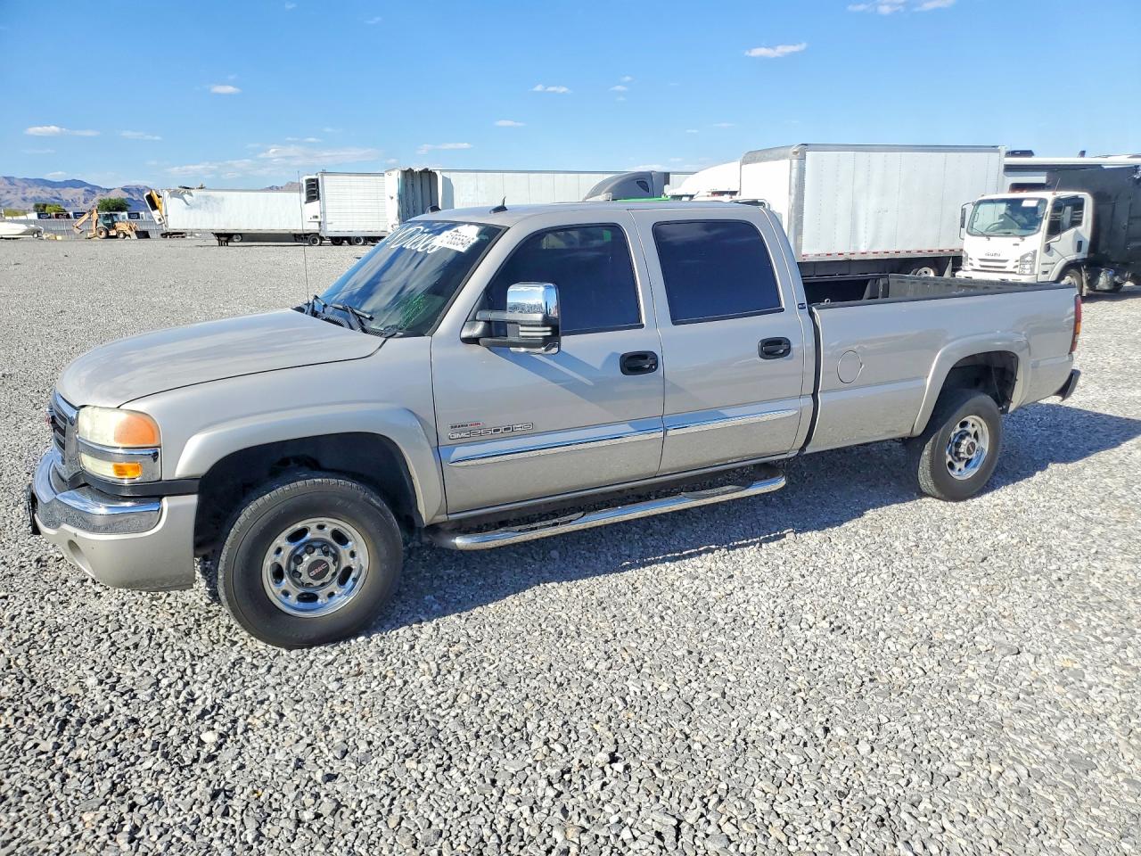 Salvage GMC Sierra Image