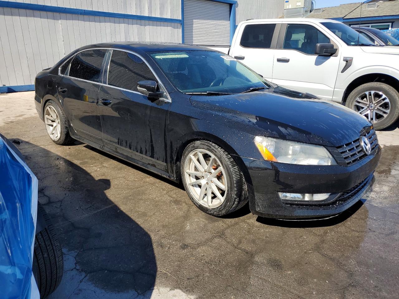 Volkswagen Passat Sel