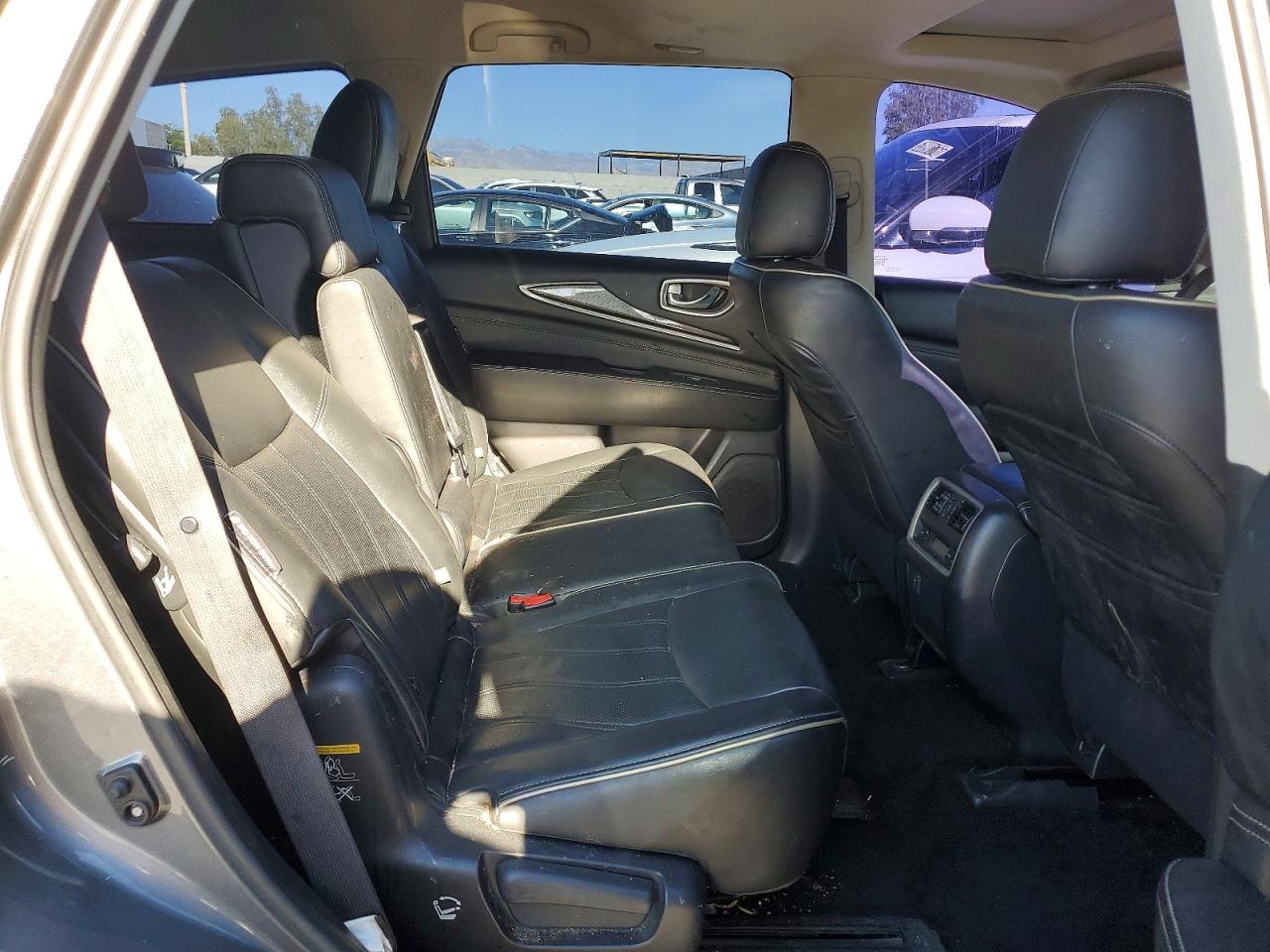INFINITI Qx Base