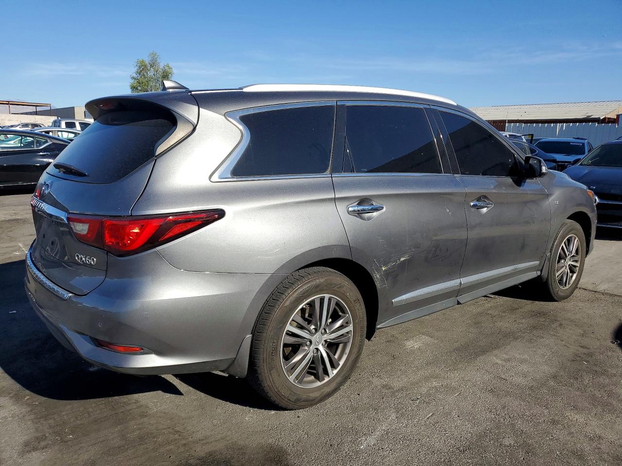 INFINITI Qx Base
