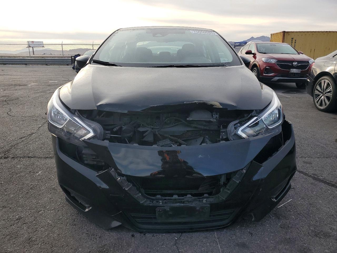 Nissan Versa Sv
