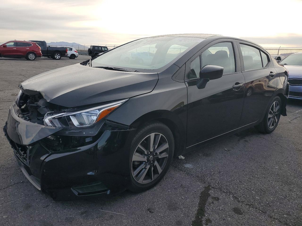 Salvage Nissan Versa Image