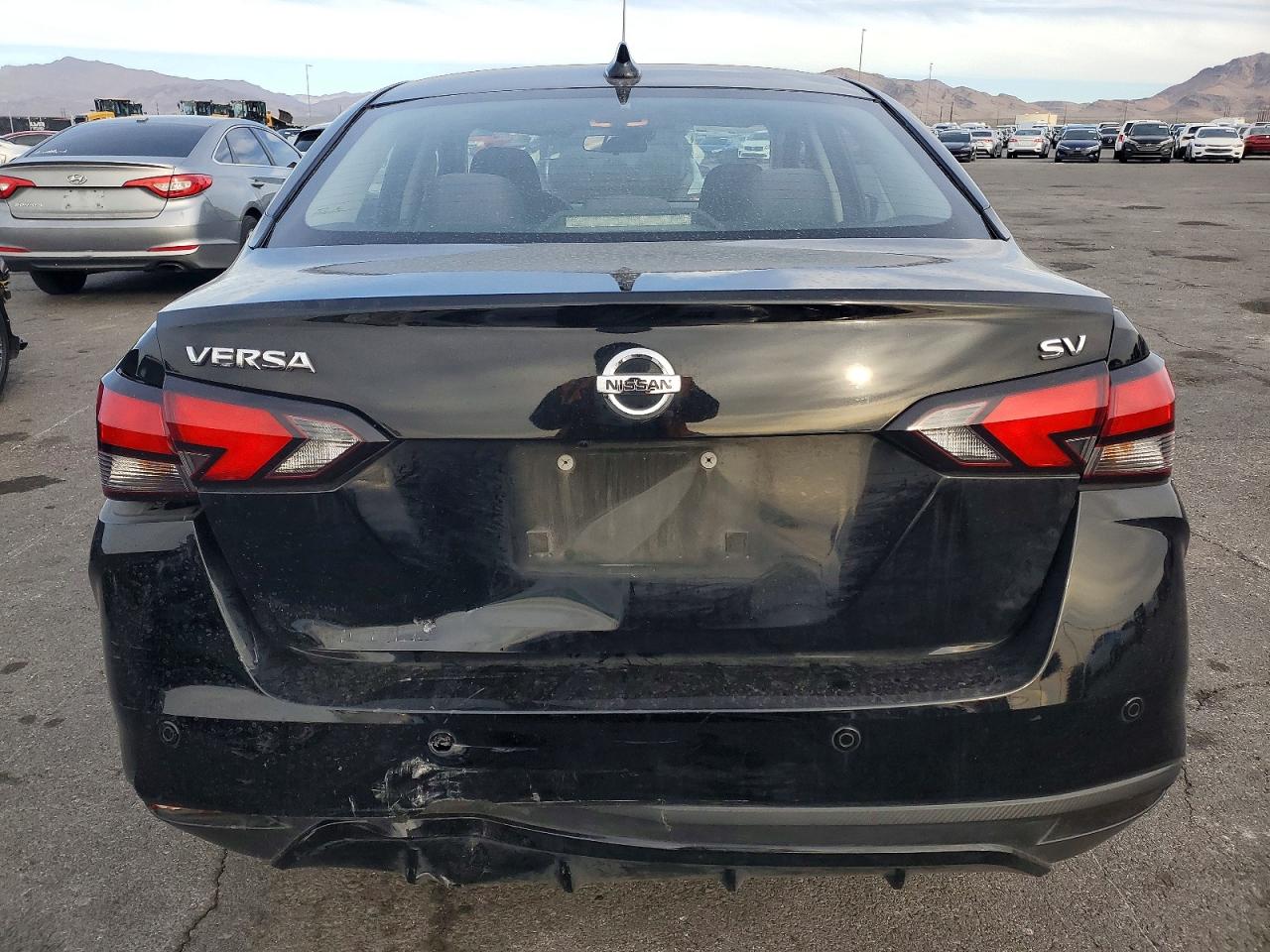 Nissan Versa Sv