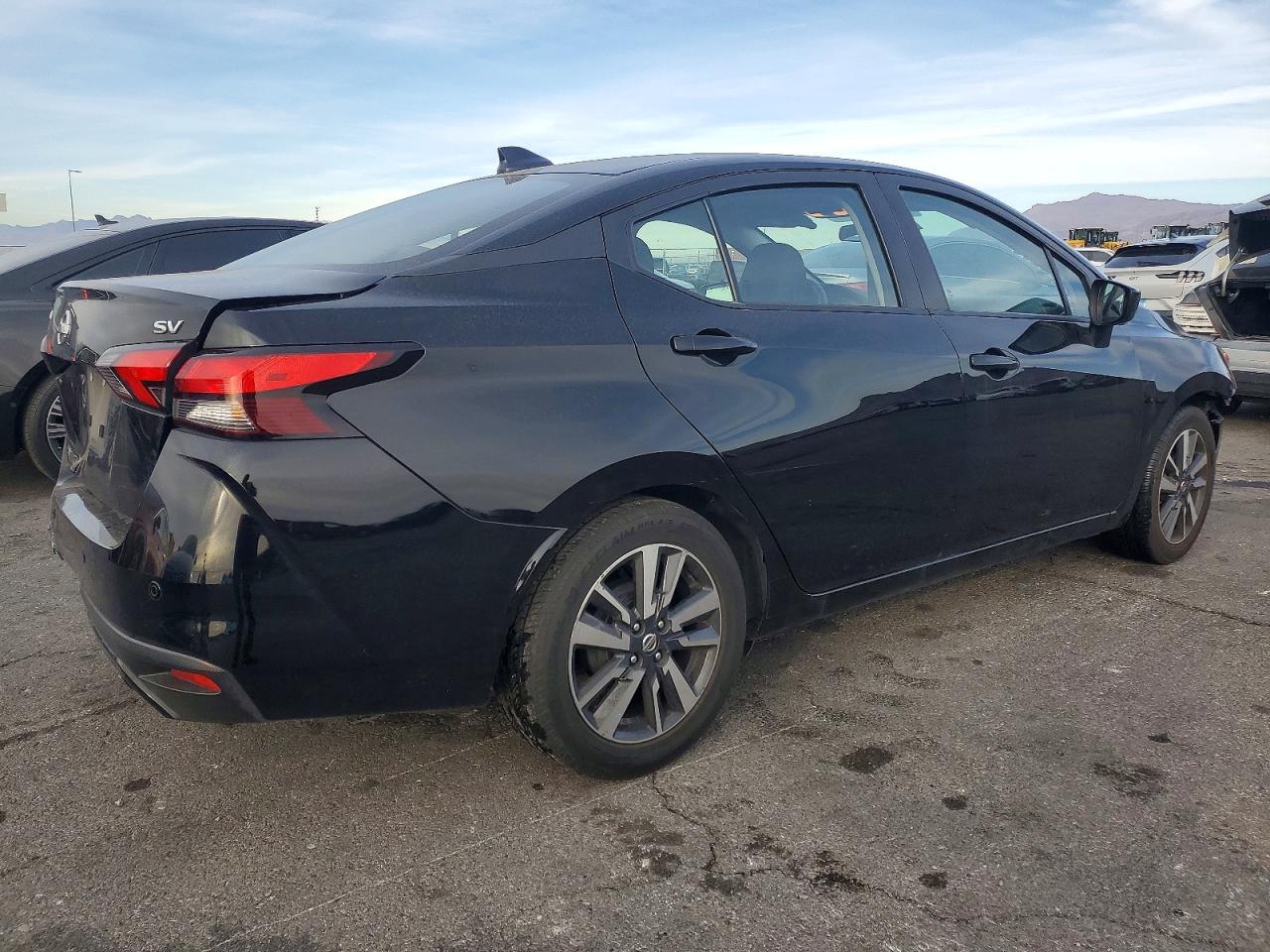 Nissan Versa Sv
