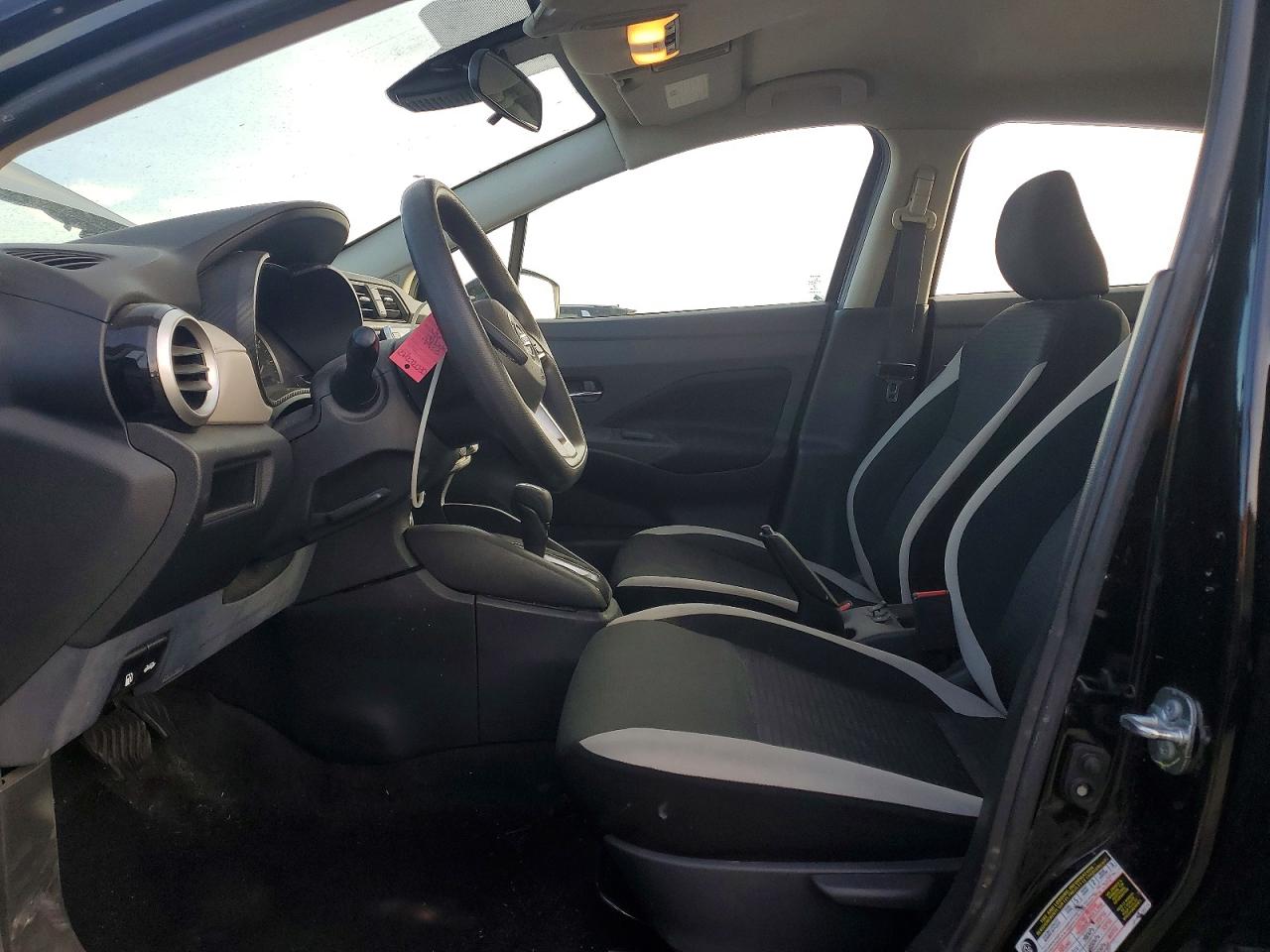 Nissan Versa Sv