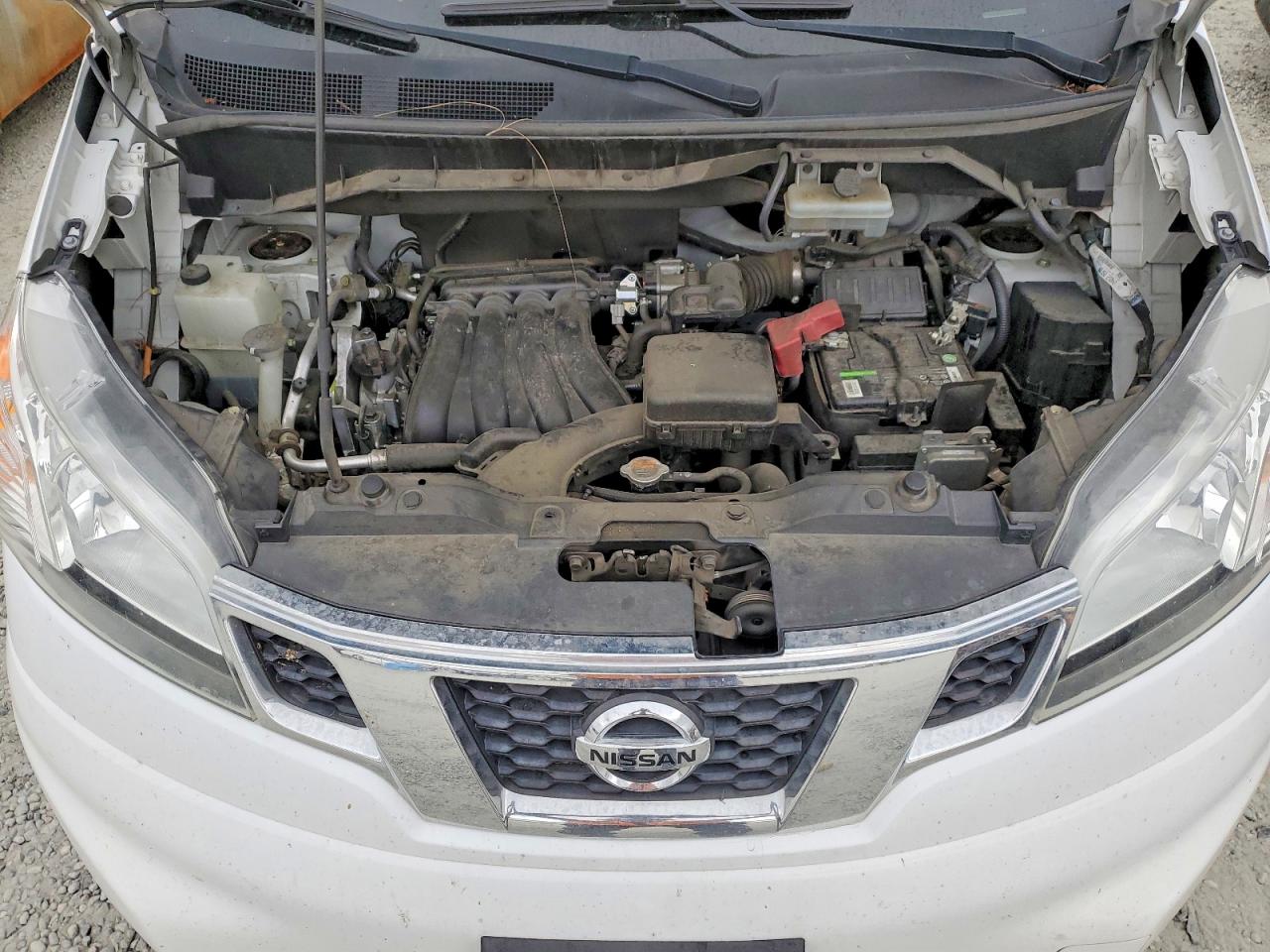 Nissan Nv