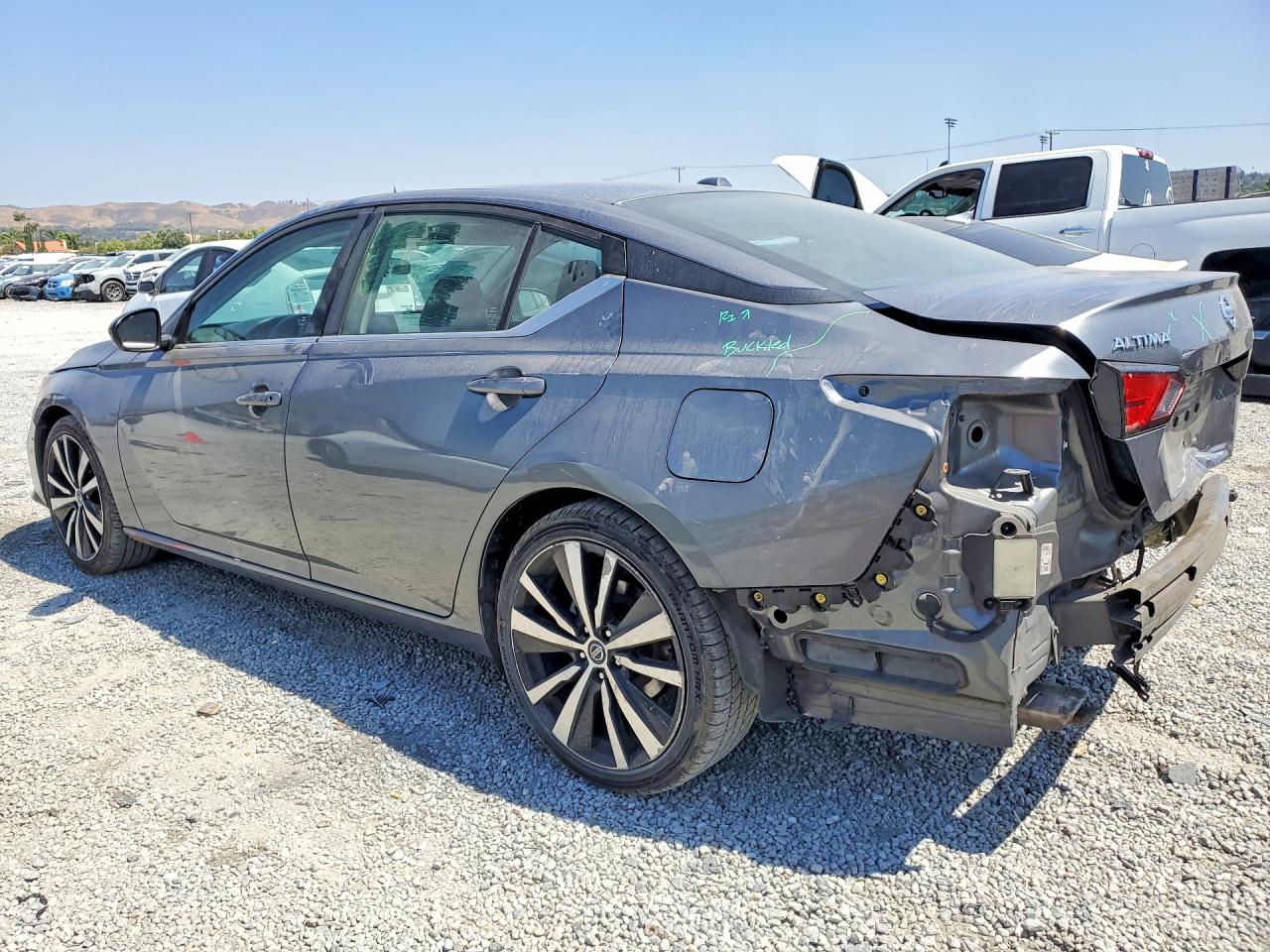 Nissan Altima Sr