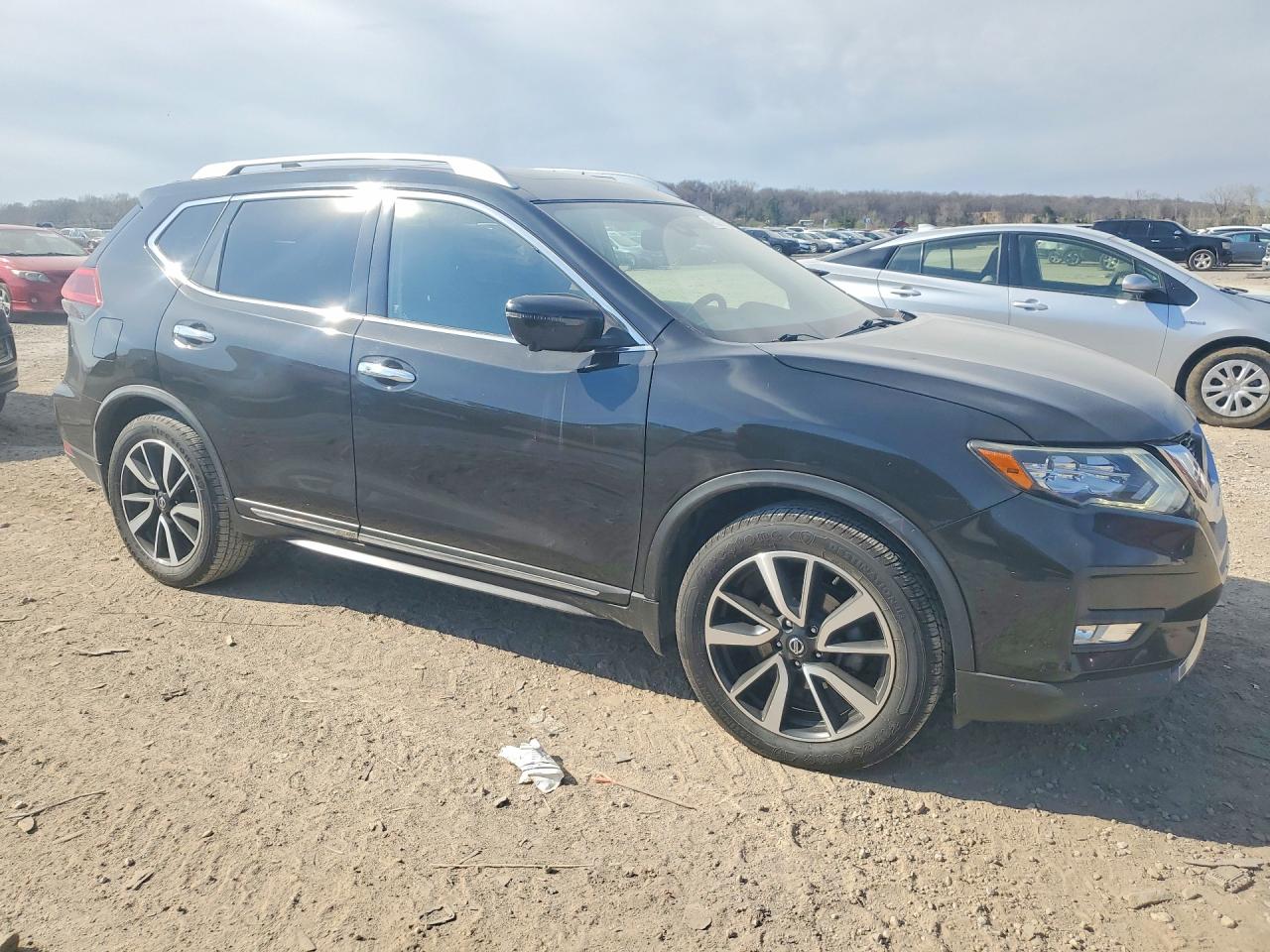 Nissan Rogue S