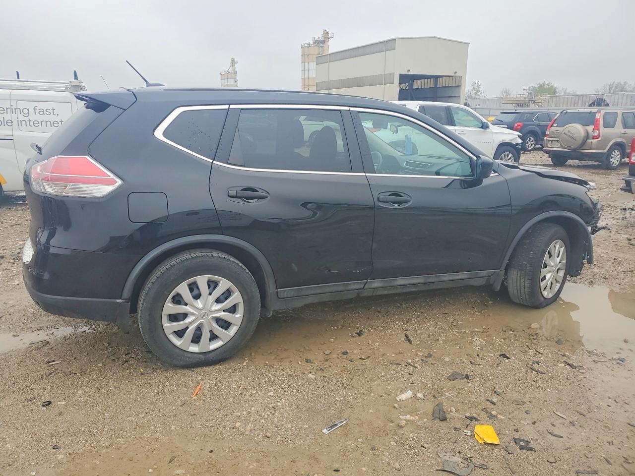 Nissan Rogue S