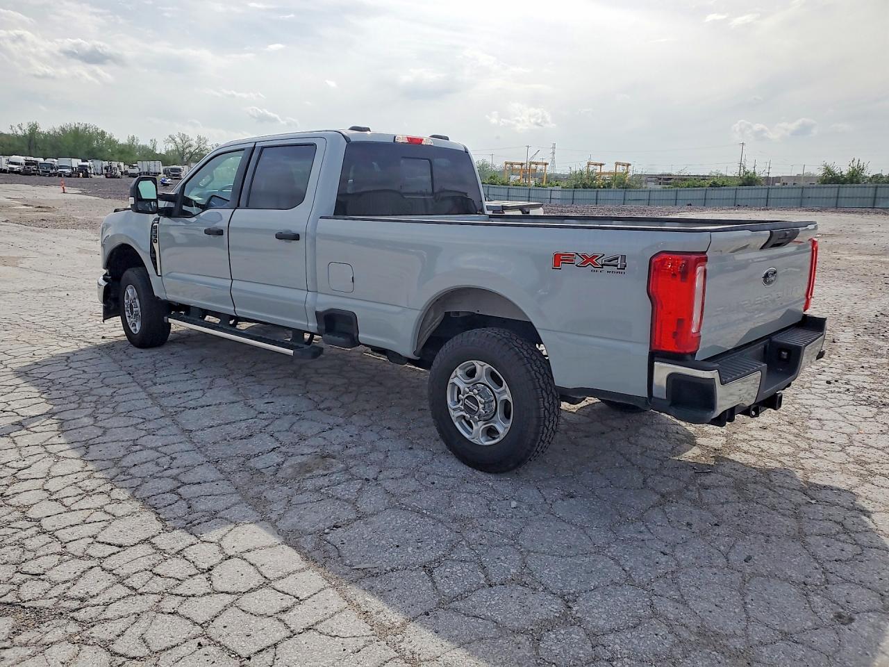 Ford F-350 Super Duty