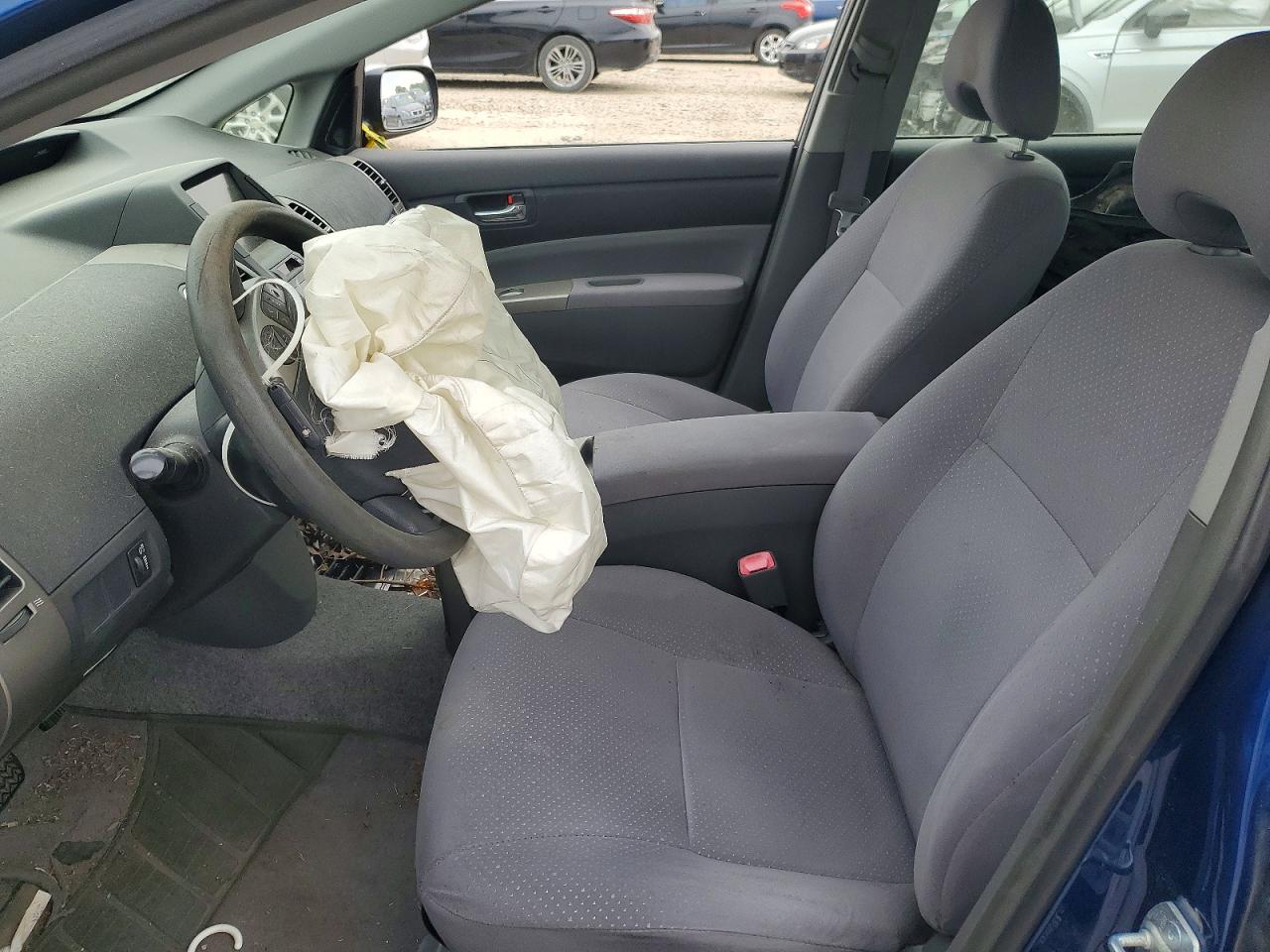 Toyota Prius Base