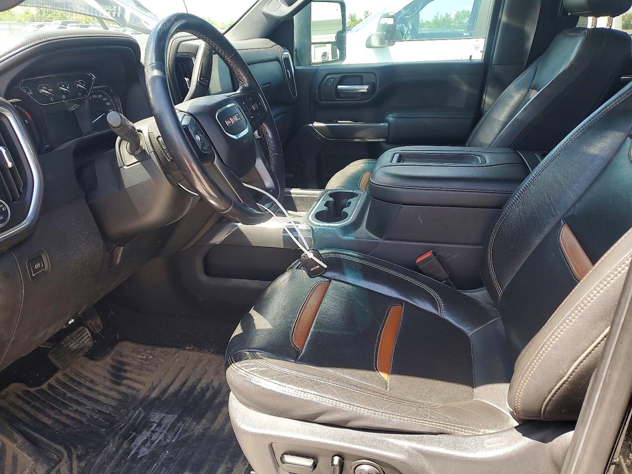 GMC Sierra K2500 At4