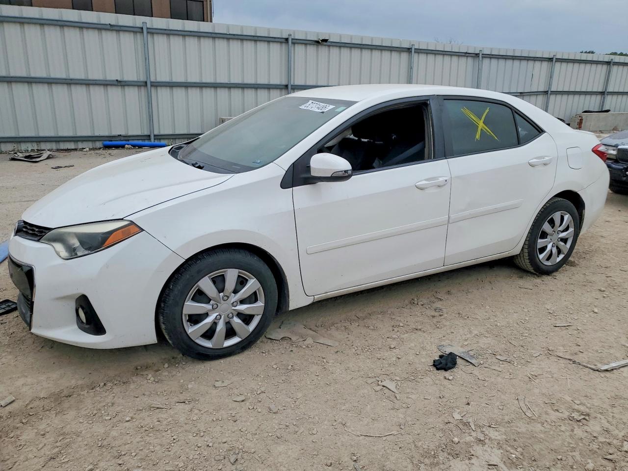 Salvage Toyota Corolla Image