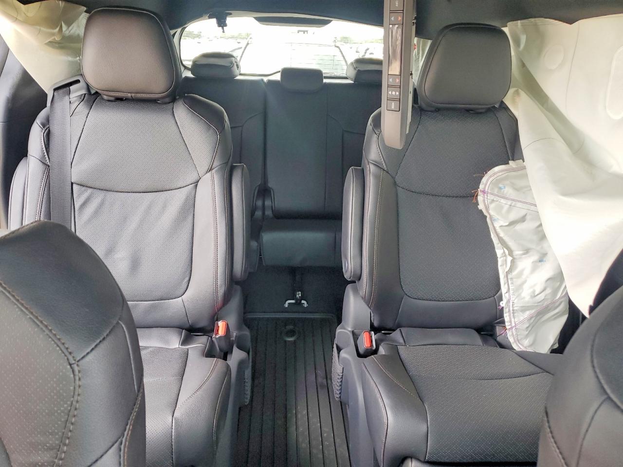 Toyota Sienna Limited 7-passenger