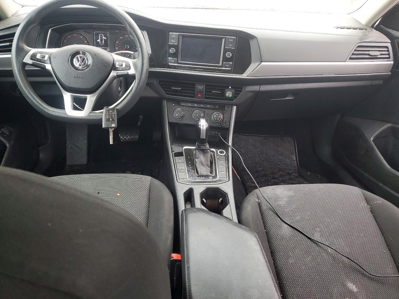 Volkswagen Jetta S