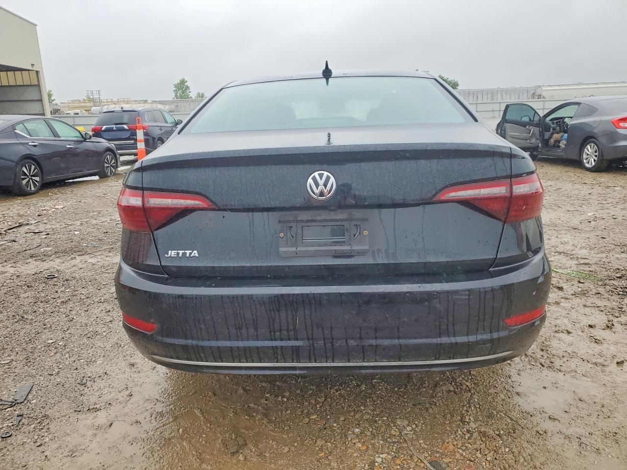 Volkswagen Jetta S