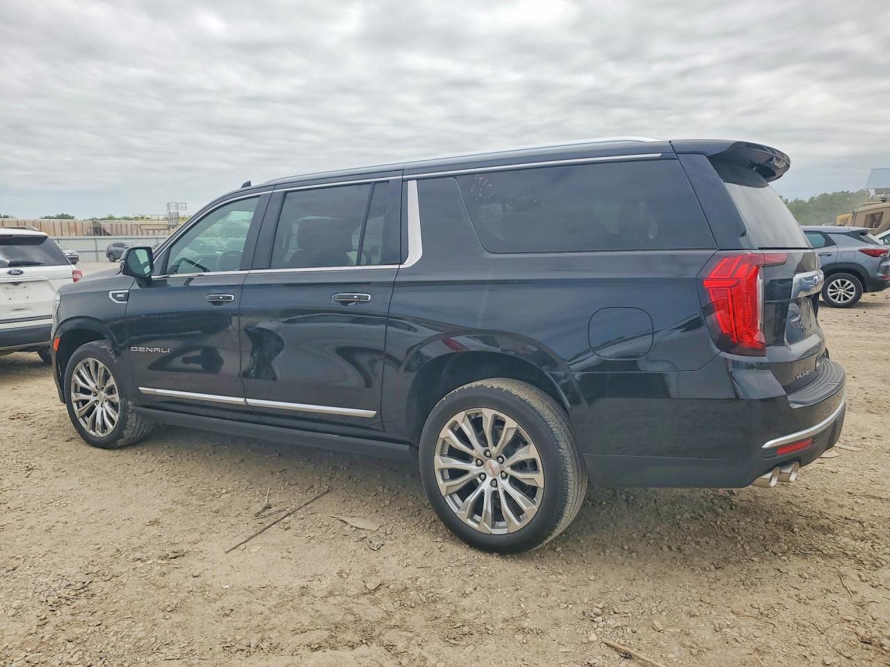 GMC Yukon Denali