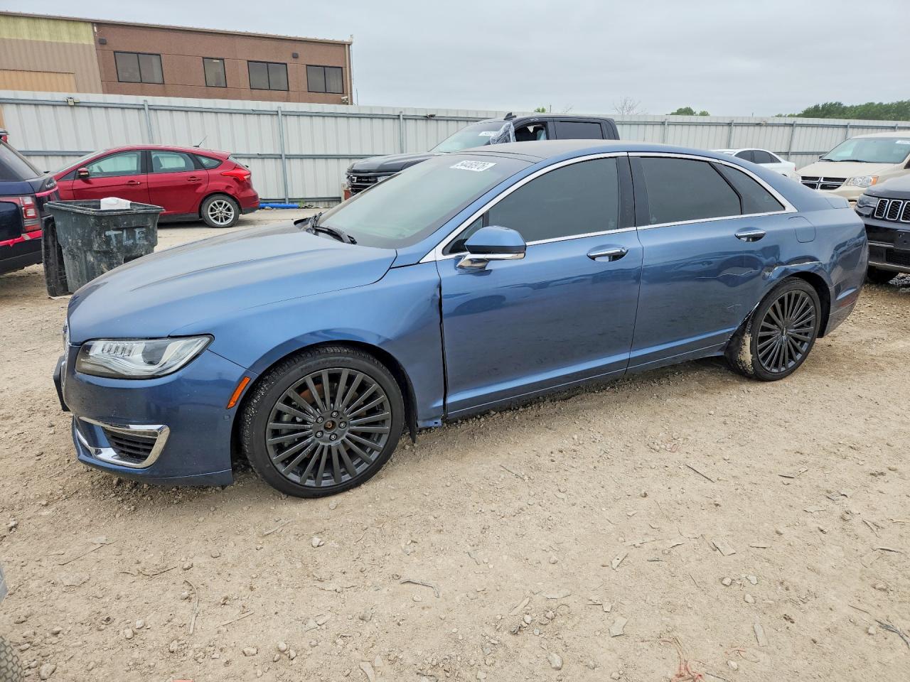 Salvage Lincoln MKZ Image