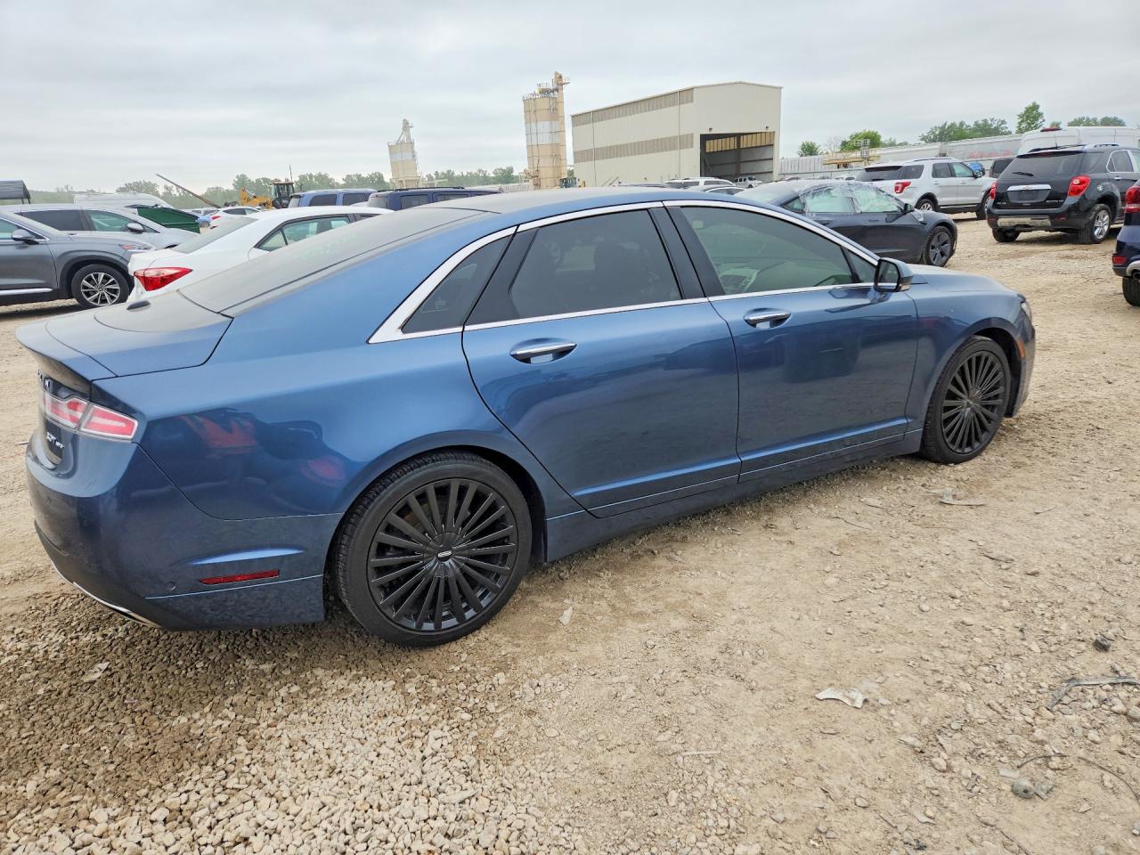 Lincoln MKZ Reserve