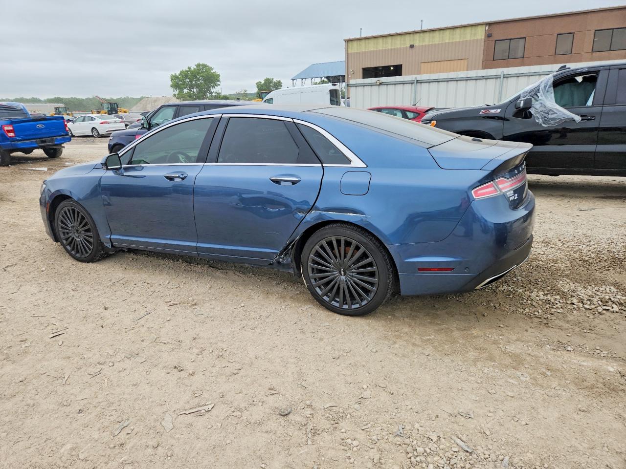 Lincoln MKZ Reserve