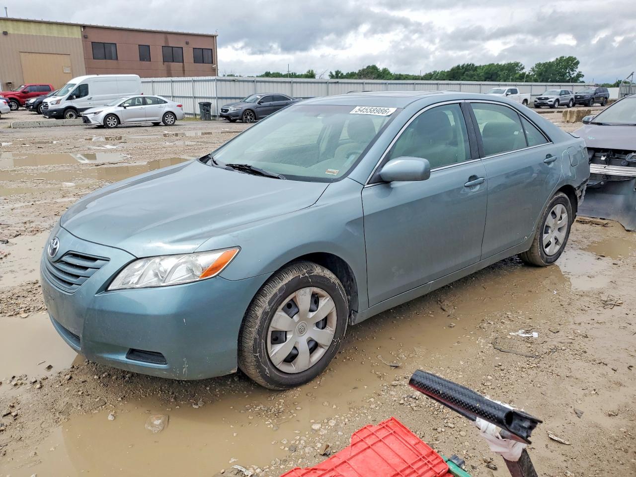 Salvage Toyota Camry Image