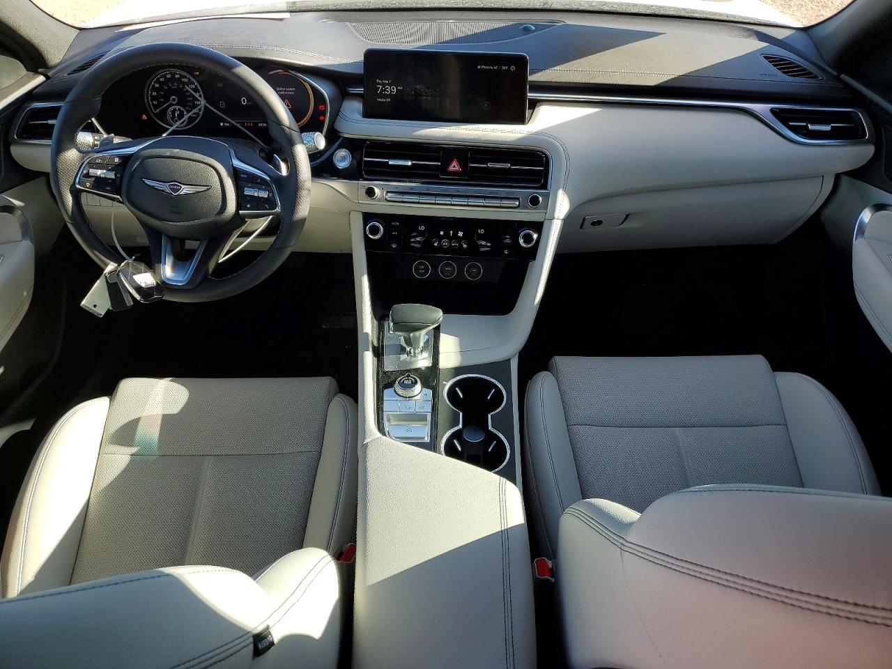 Genesis G70 2.5t Standard