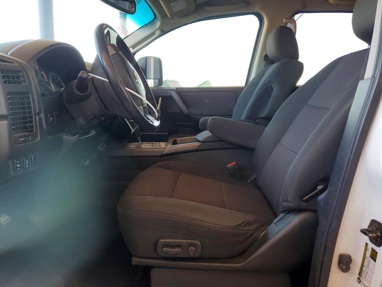 Nissan Titan