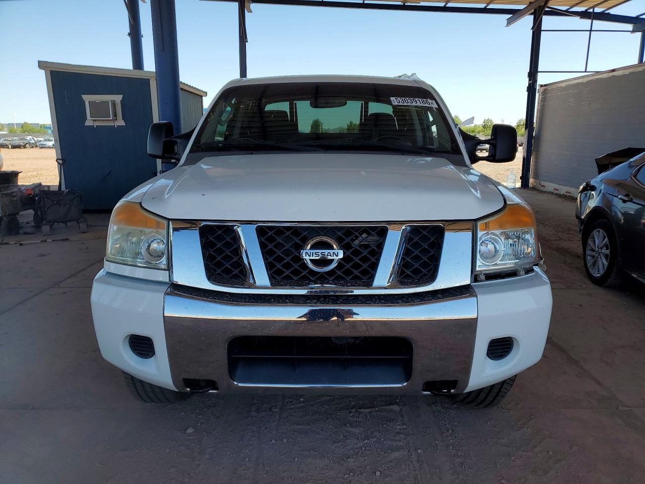 Nissan Titan