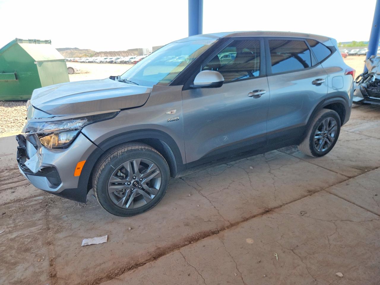 Salvage Kia Seltos Image