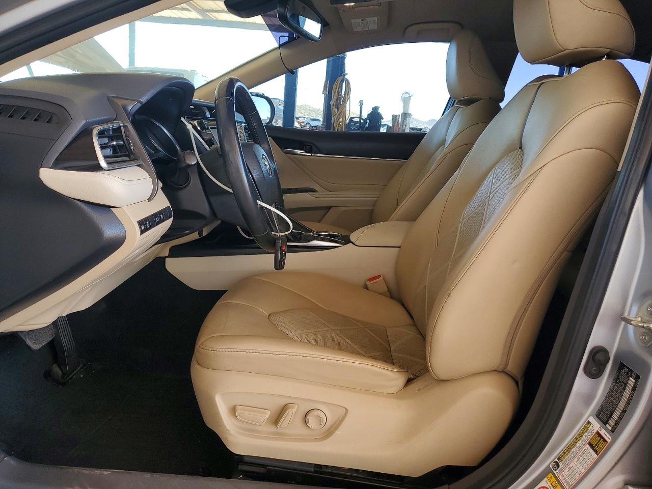 Toyota Camry Xle