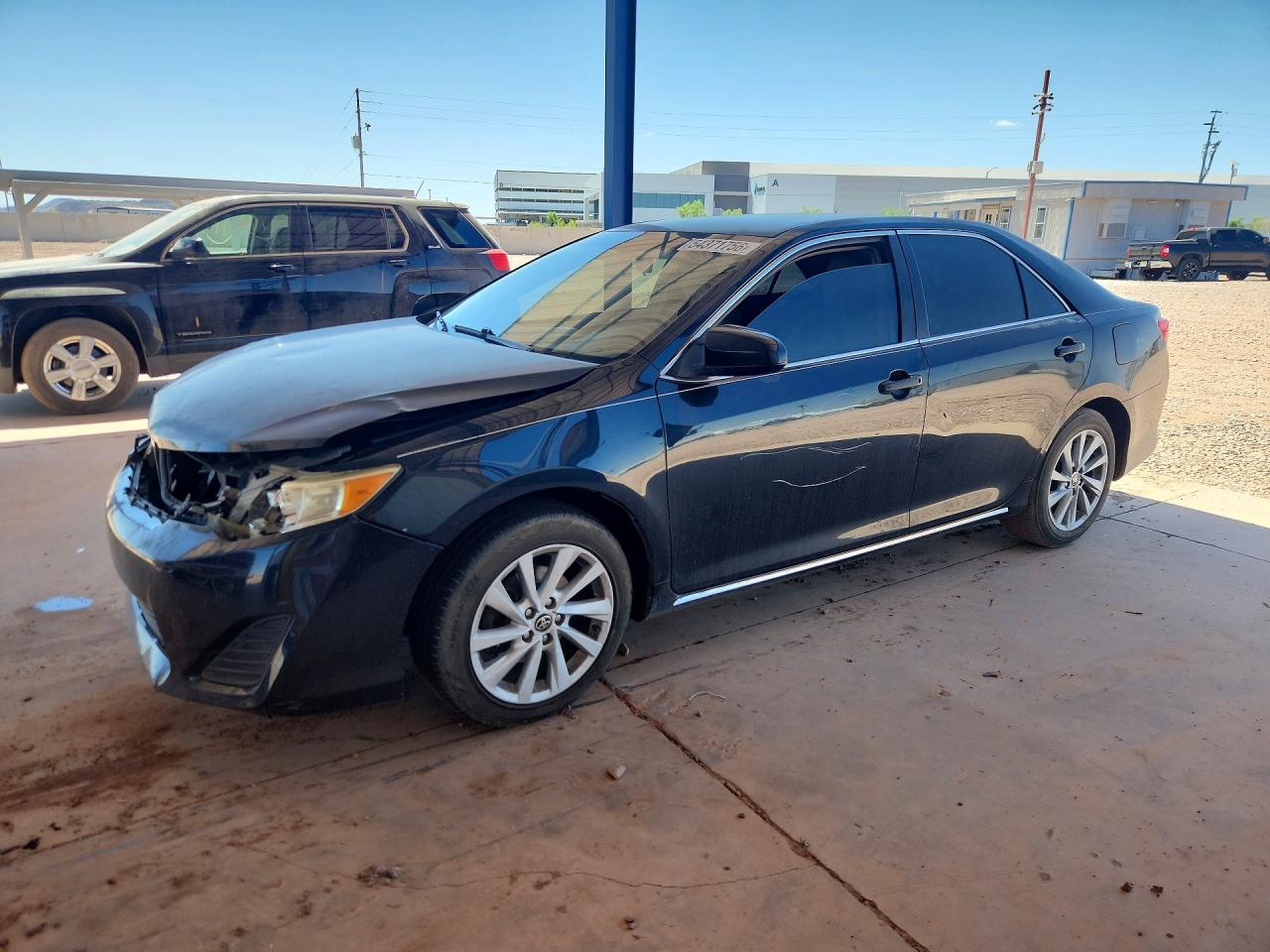 Salvage Toyota Camry Image
