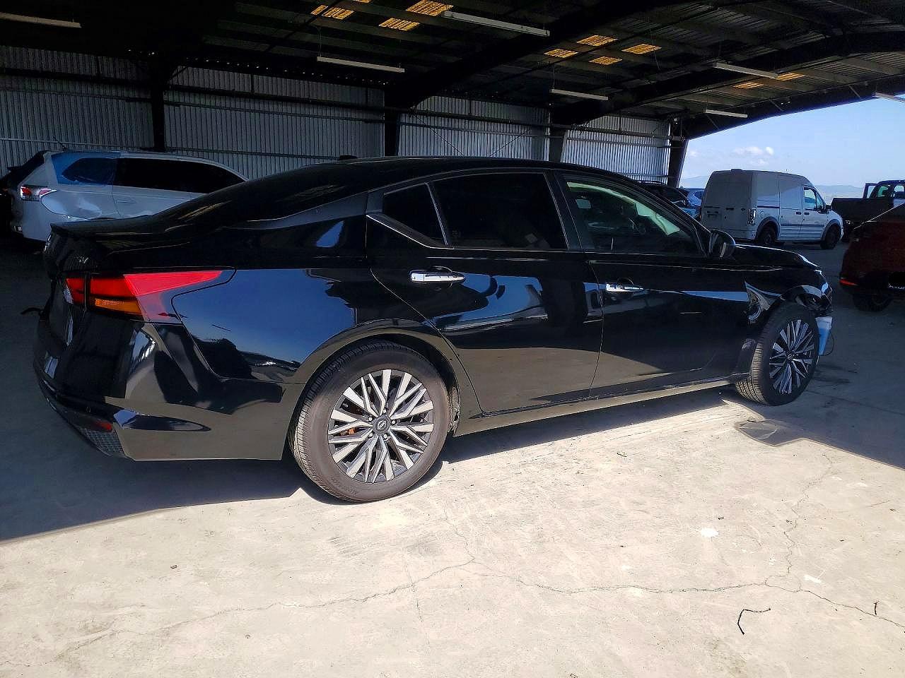 Nissan Altima Sv