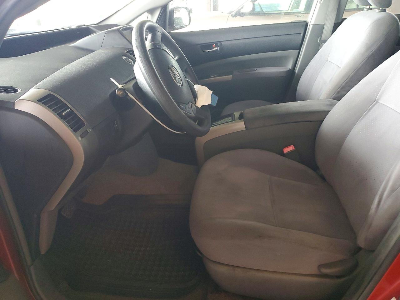Toyota Prius Base