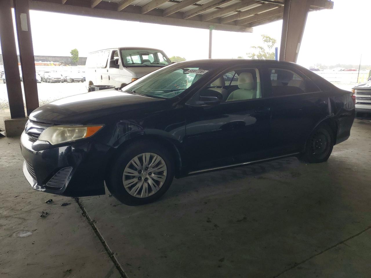 Salvage Toyota Camry Image